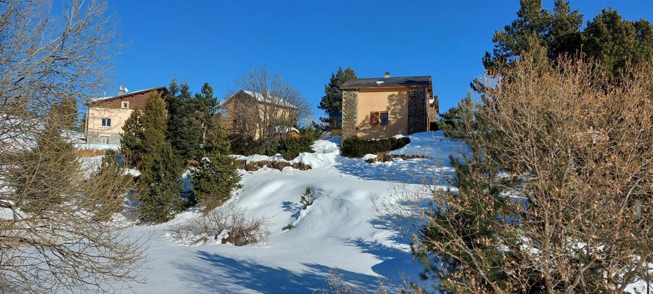 Résidence Campredon - 6 à 8 pers - Linge Inclus - Terrasse 25m2 plein sud - Jardin - Internet - Parking - Navette pied du logement Font-Romeu-Odeillo-Via Esterno foto