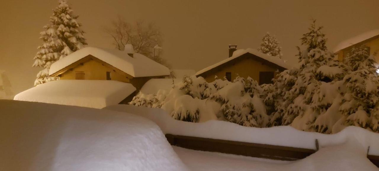 Résidence Campredon - 6 à 8 pers - Linge Inclus - Terrasse 25m2 plein sud - Jardin - Internet - Parking - Navette pied du logement Font-Romeu-Odeillo-Via Esterno foto