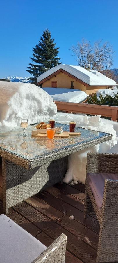 Résidence Campredon - 6 à 8 pers - Linge Inclus - Terrasse 25m2 plein sud - Jardin - Internet - Parking - Navette pied du logement Font-Romeu-Odeillo-Via Esterno foto