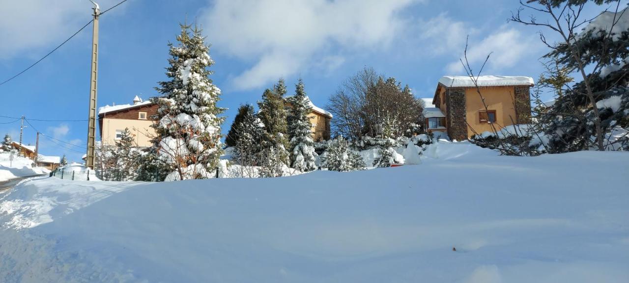 Résidence Campredon - 6 à 8 pers - Linge Inclus - Terrasse 25m2 plein sud - Jardin - Internet - Parking - Navette pied du logement Font-Romeu-Odeillo-Via Esterno foto