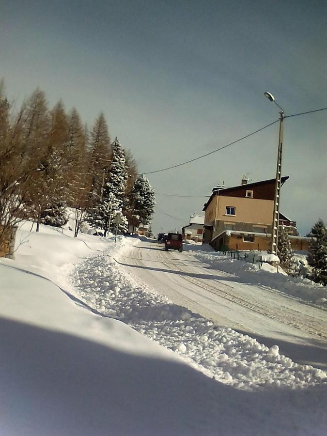 Résidence Campredon - 6 à 8 pers - Linge Inclus - Terrasse 25m2 plein sud - Jardin - Internet - Parking - Navette pied du logement Font-Romeu-Odeillo-Via Esterno foto