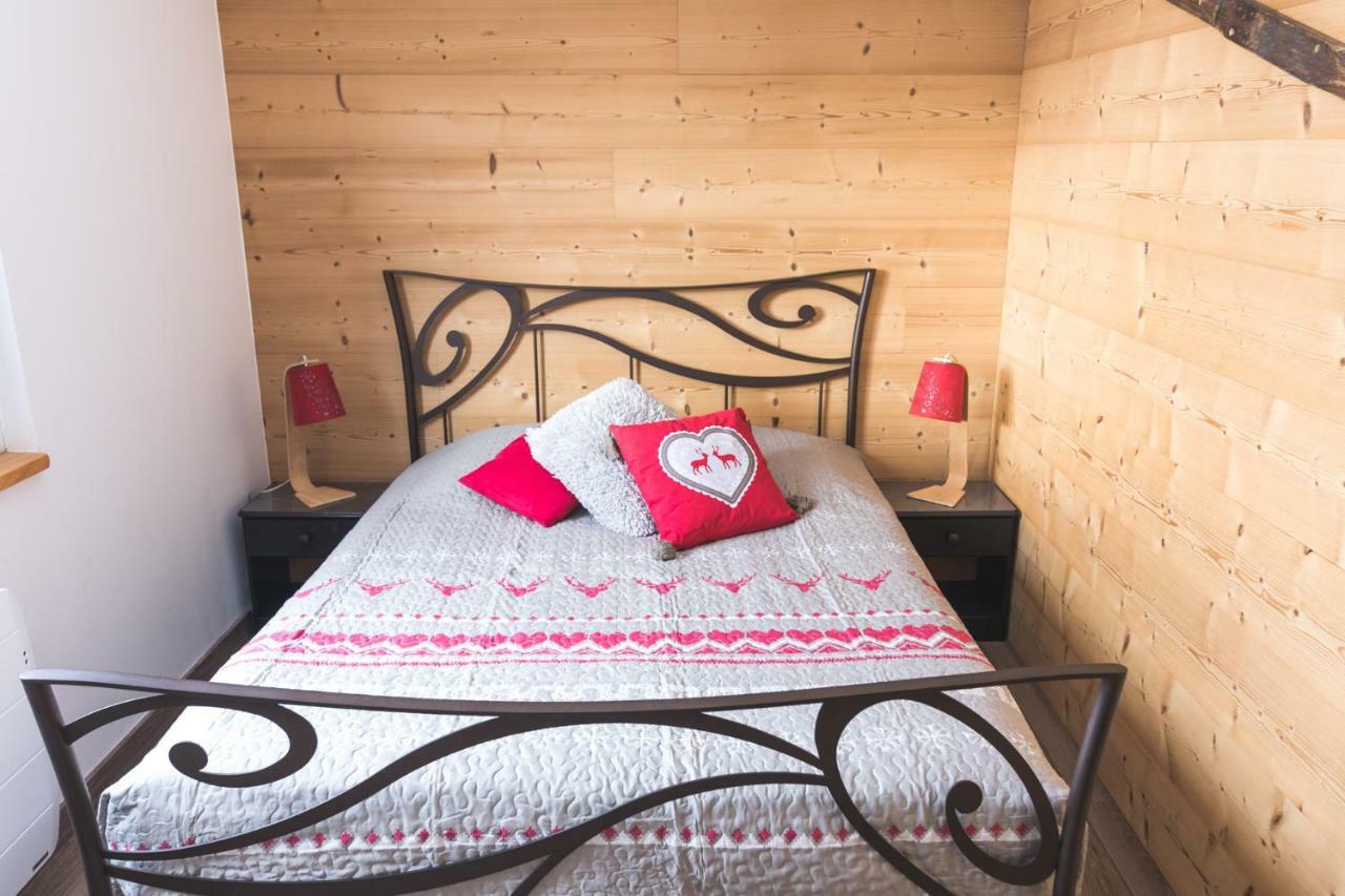 Résidence Campredon - 6 à 8 pers - Linge Inclus - Terrasse 25m2 plein sud - Jardin - Internet - Parking - Navette pied du logement Font-Romeu-Odeillo-Via Esterno foto